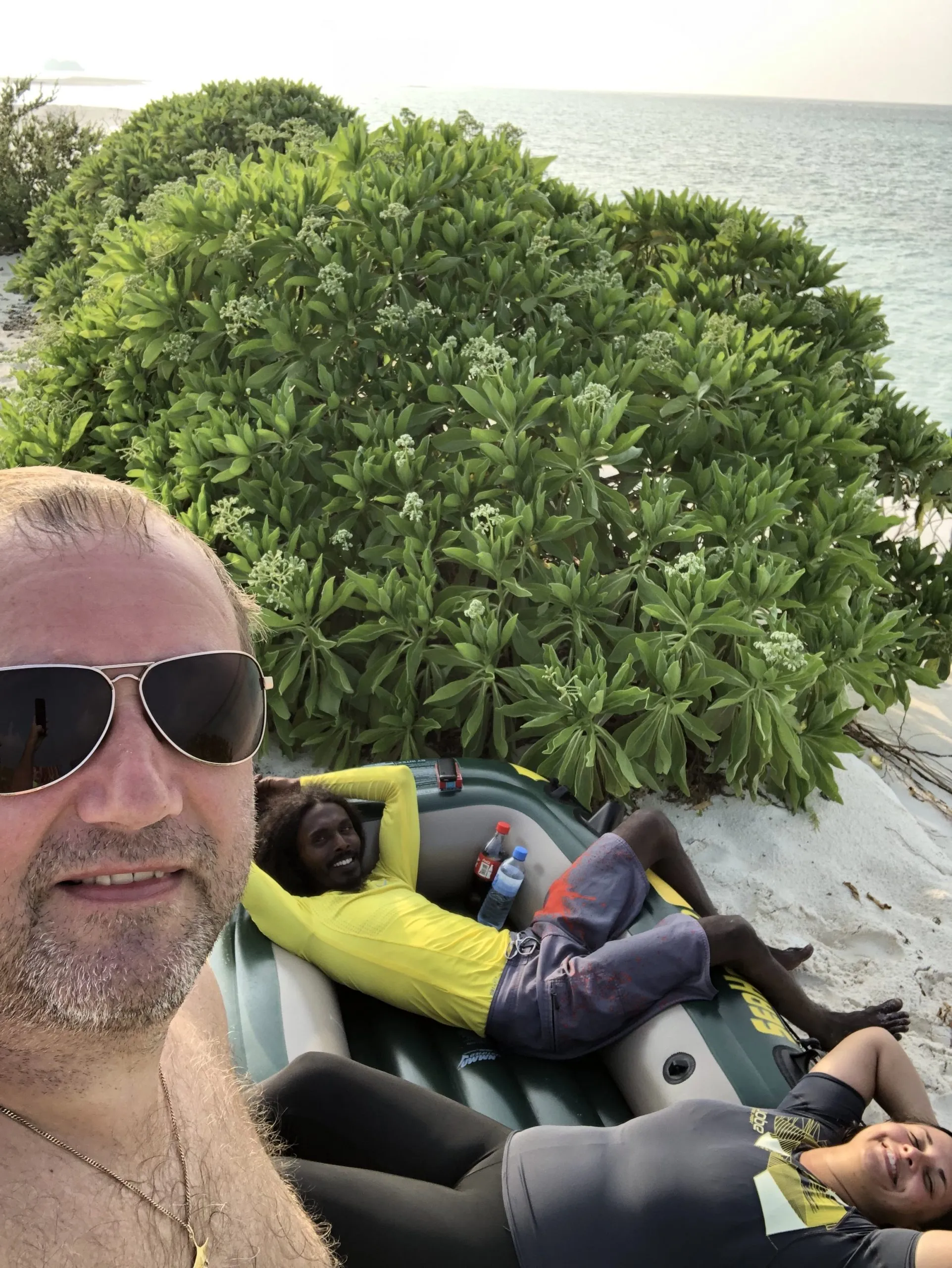 Pause auf einer einsamen Sandbank vor der Insel